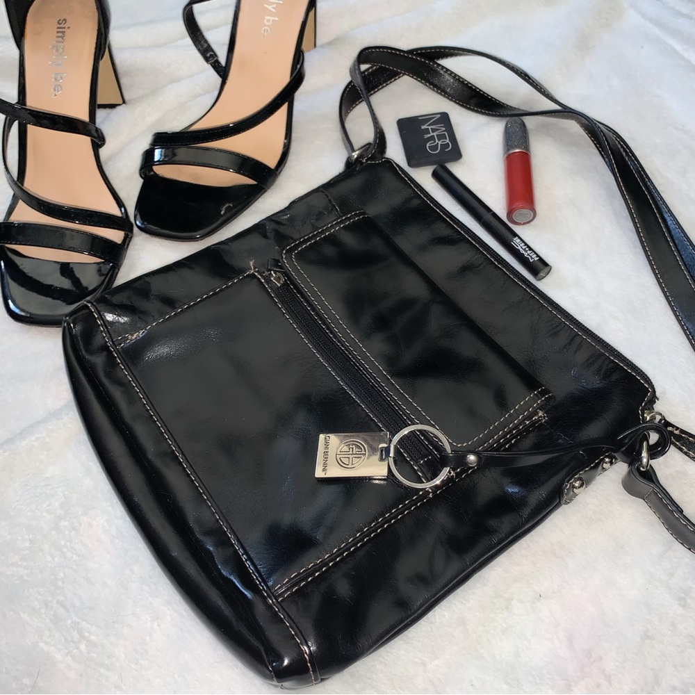 Giani Bernini Genuine Black Leather Venice Crossbody Bag